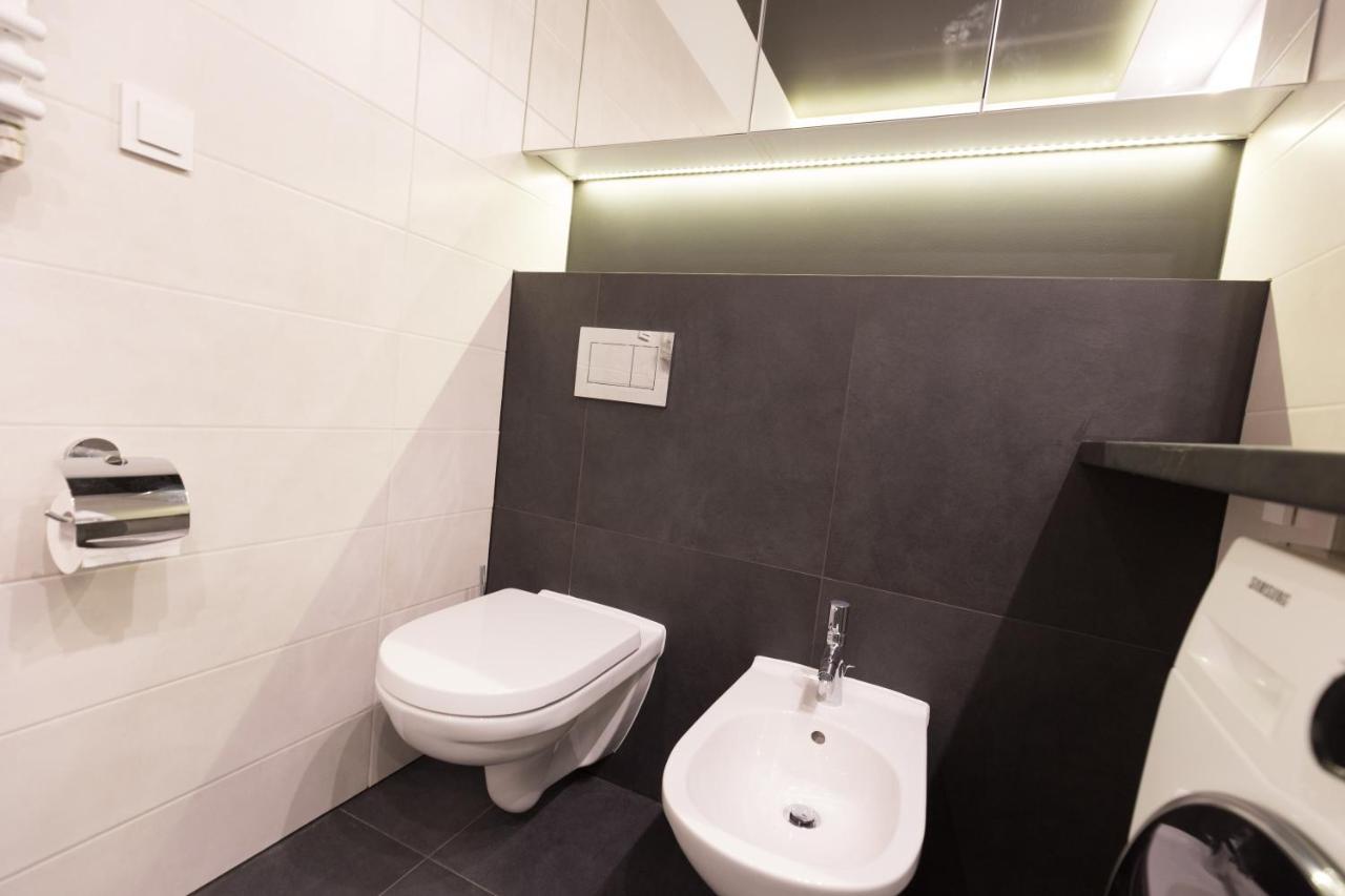Apartlogy Aura2 78 - Experience Intelligent Living While Travelling Lägenhet Gdańsk Exteriör bild